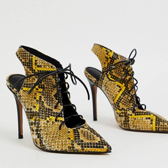 ASOS  Lace lace up high heeled shoe in yellow snake - Picture 2 of 7